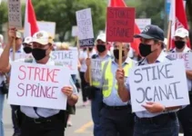 Greve em São Carlos